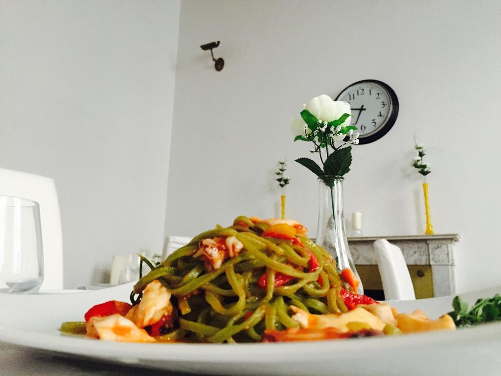 فلورنس Home Restaurant Hotel الغرفة الصورة